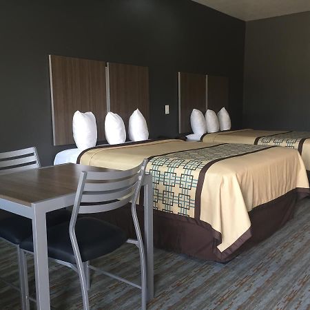 Scottish Inn & Suites - Conroe Ngoại thất bức ảnh