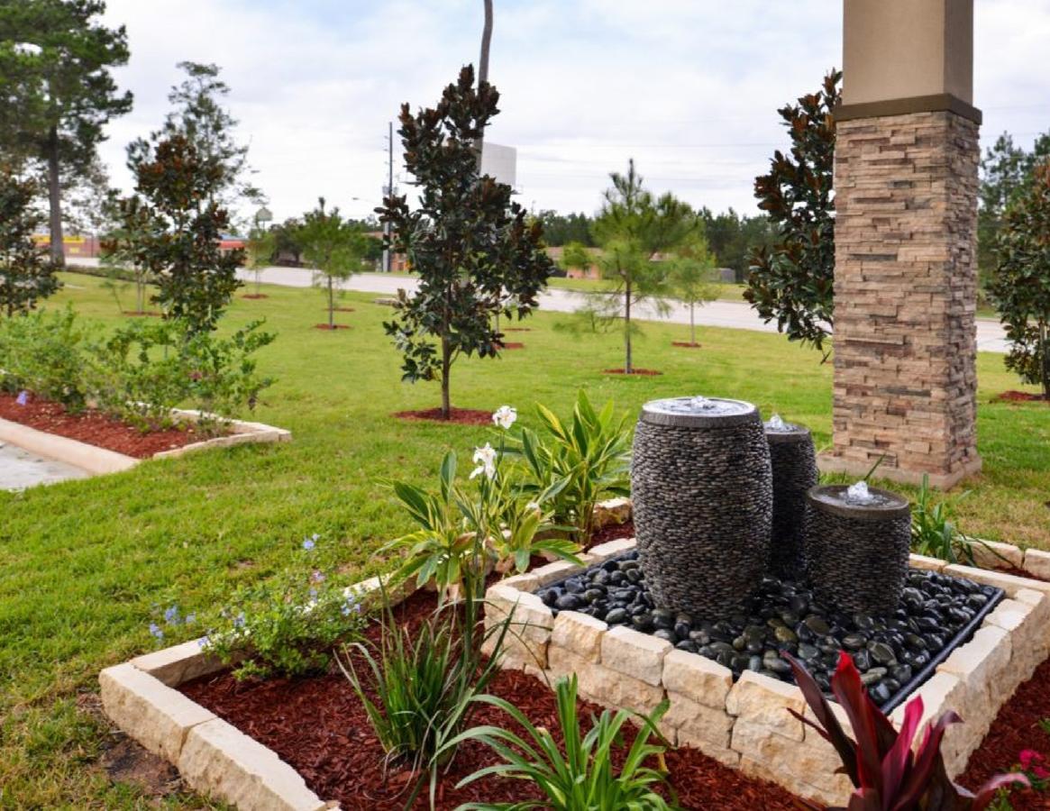 Scottish Inn & Suites - Conroe Ngoại thất bức ảnh
