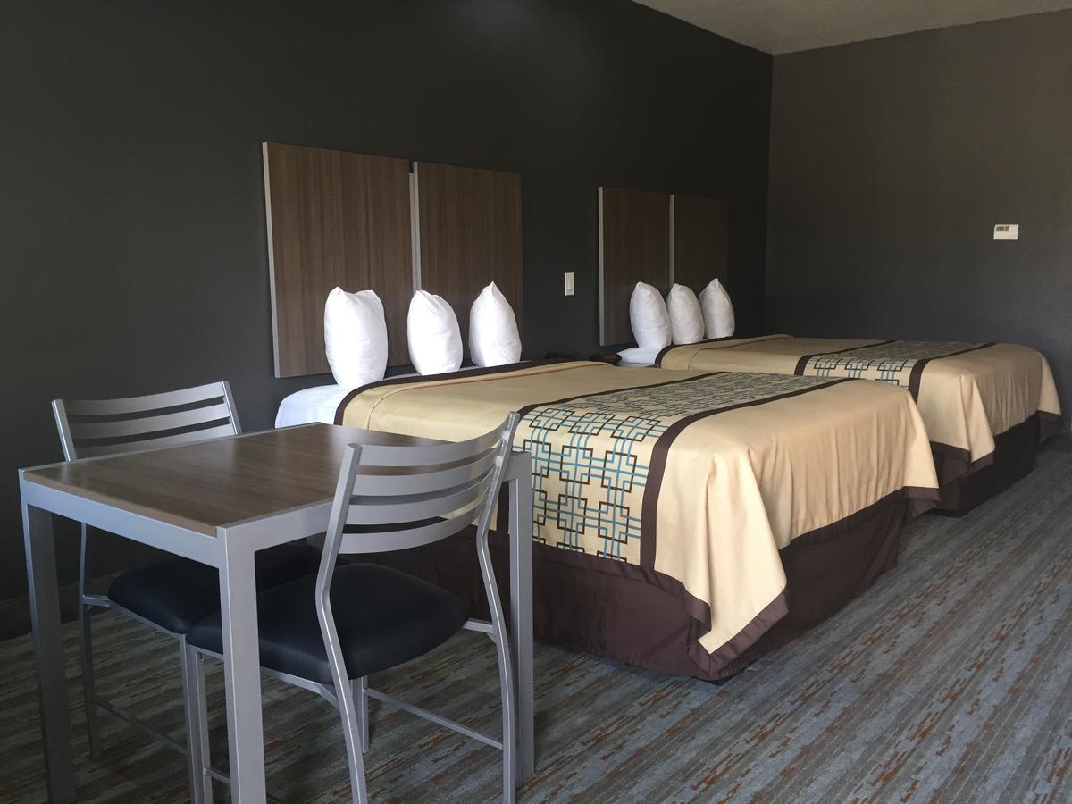 Scottish Inn & Suites - Conroe Ngoại thất bức ảnh